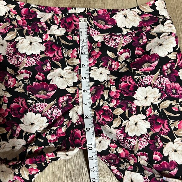 NWT White House Black Market Floral Ankle Pants Size 6S - Picture 7 of 10